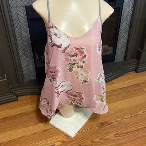 3/$12 Large ladies floral top